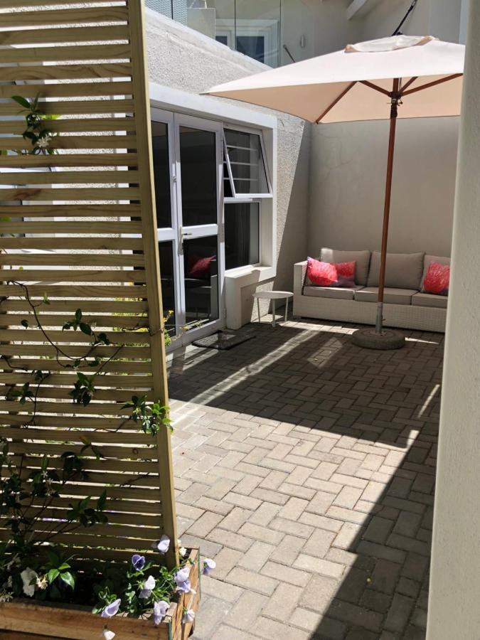 Villa Watsonia Bloubergstrand Esterno foto